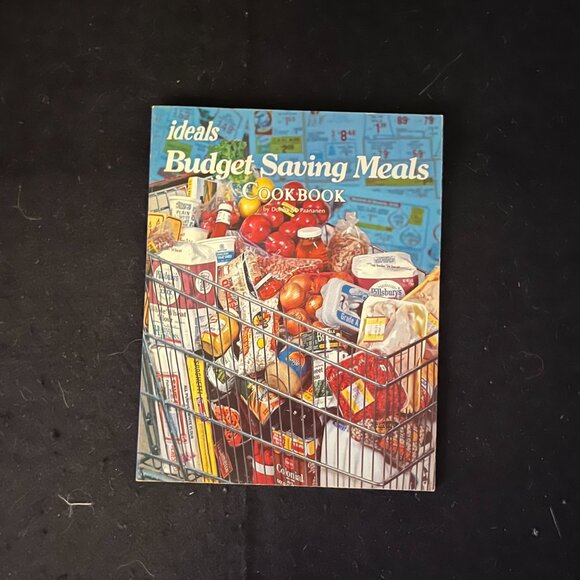 4 – Vintage ‘Ideals’ Budget/Family  Cookbooks - Picture 3 of 14